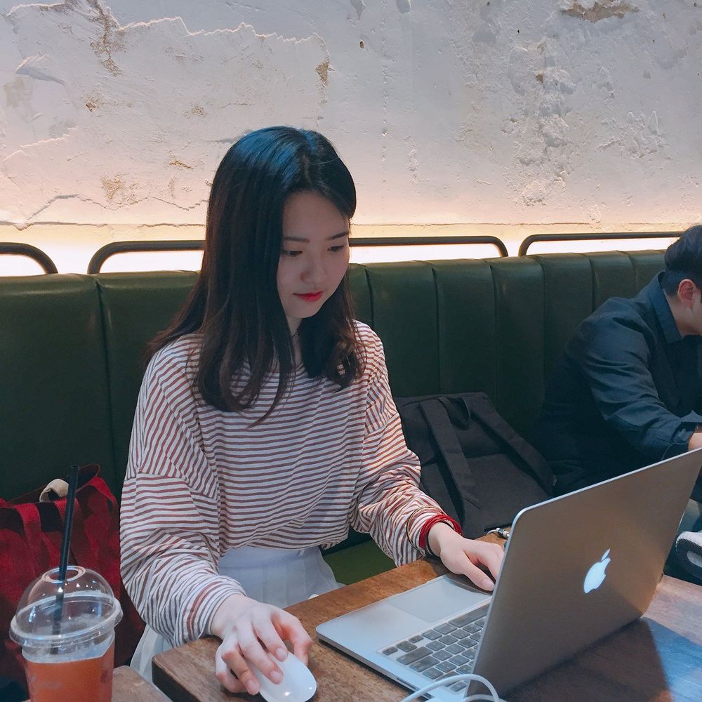 Meet your Posher, Maddie